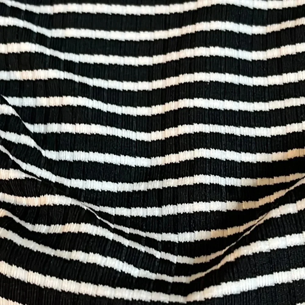 Seafolly high leg in black and white stripe high waisted bikini bottom, size 6
